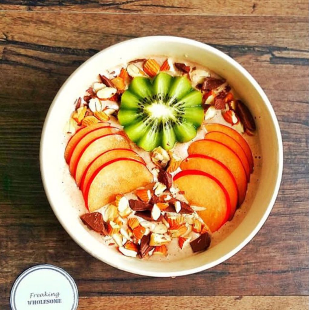 CINNAMON ALMOND BUTTER OVERNIGHT BUCKWHEAT BOWL with fruits 