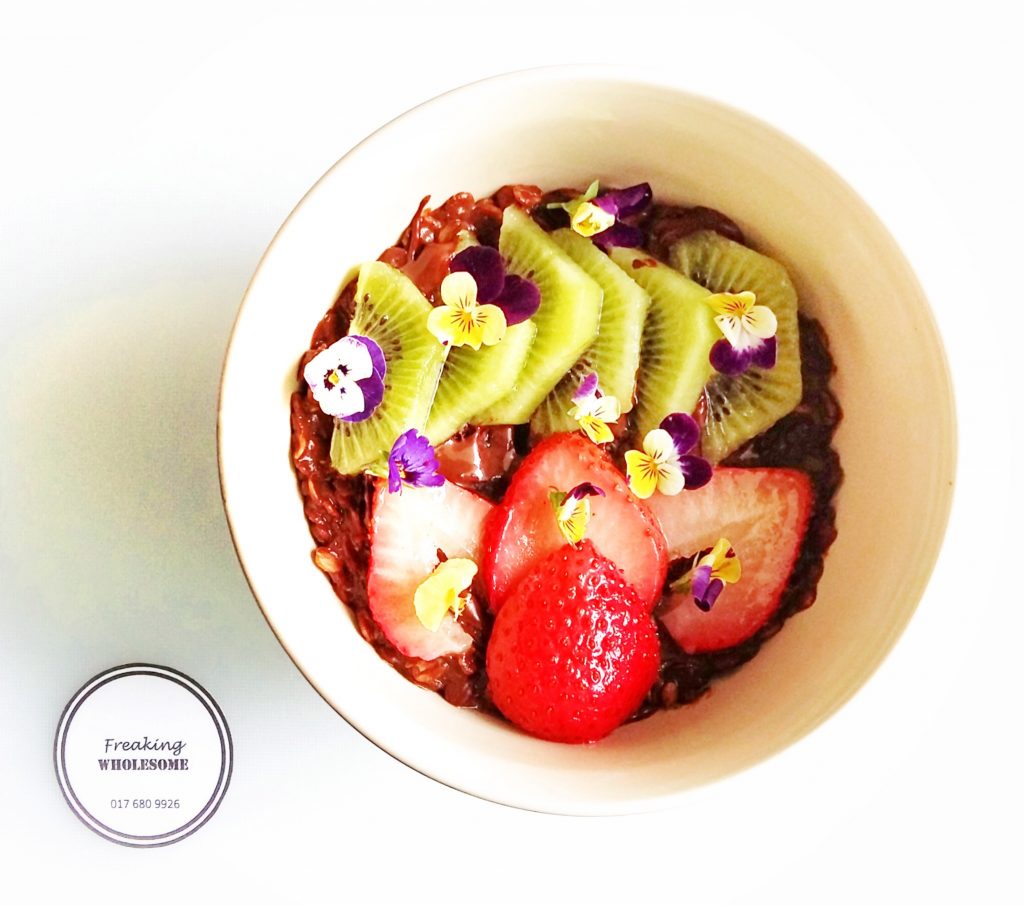 CHOCOLATE MACA OAT PORRIDGE