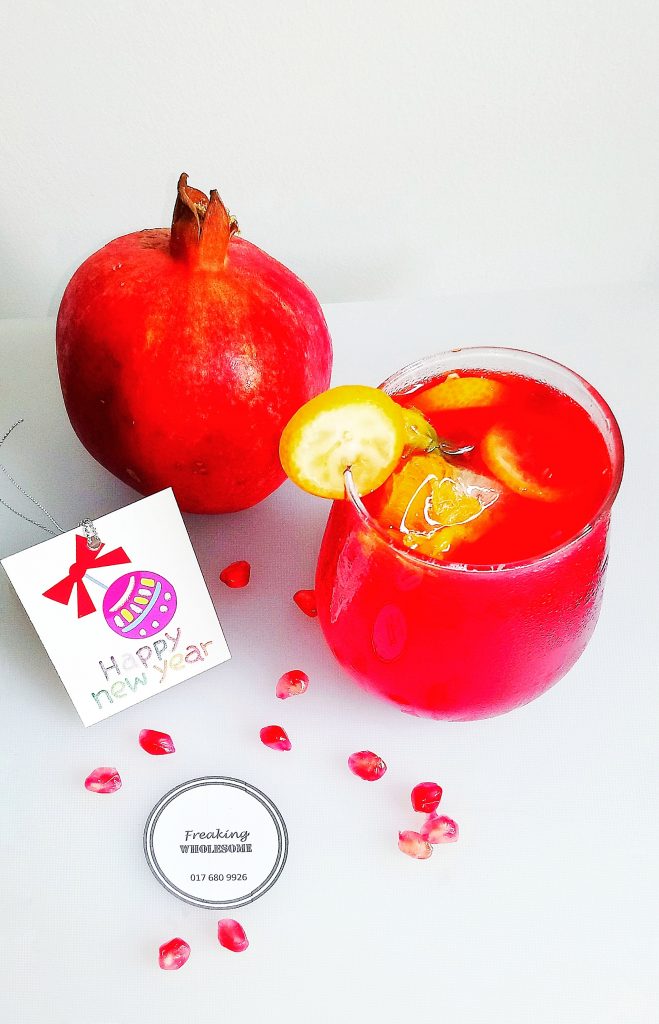 pomegranate kumquat ginger punch 