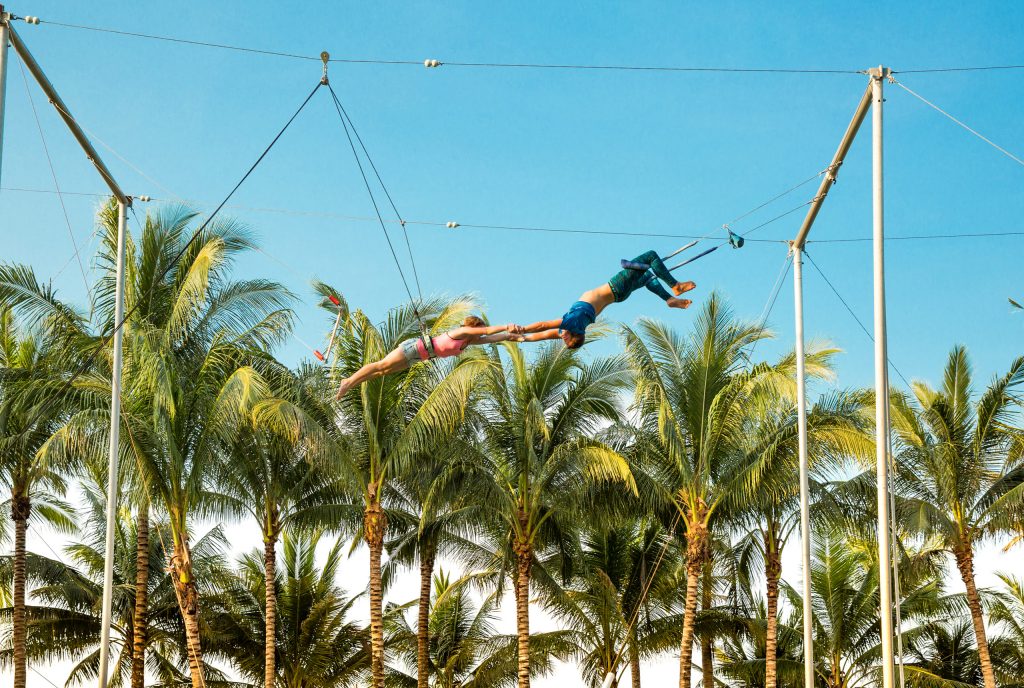 Club-Med-Bintan-Island-trapeze