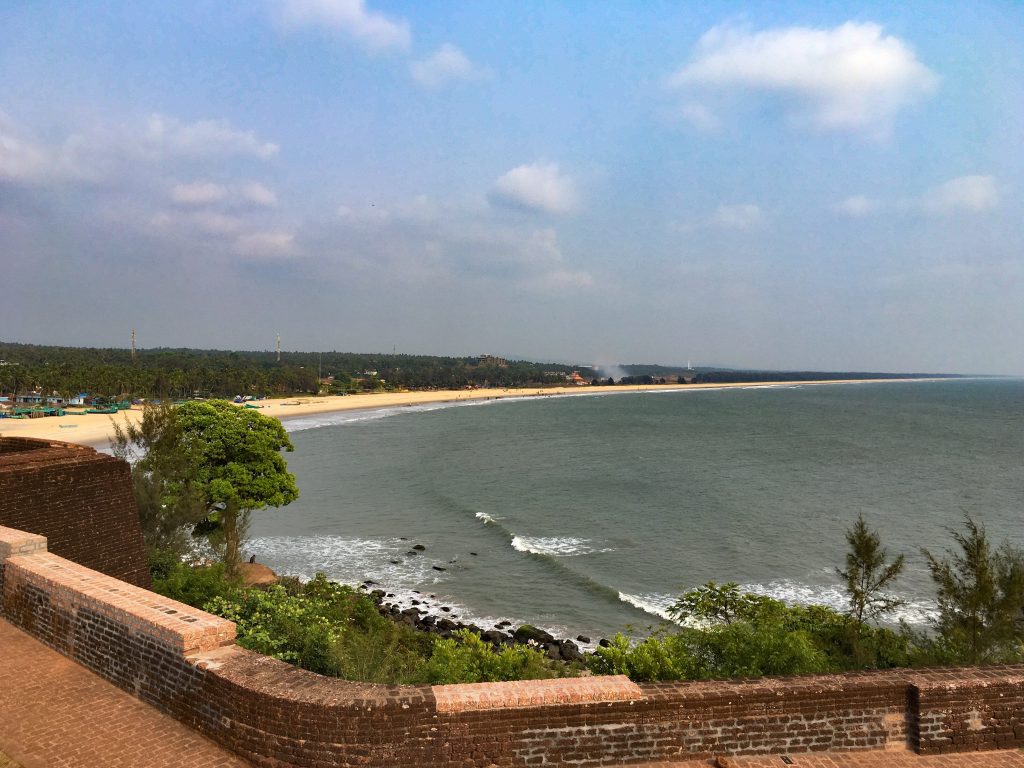 different colours of the sea - grey Arabian Sea in Fort Bekal