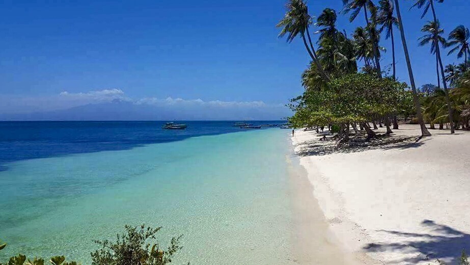 paliton-beach-white-sand-siquijor-island