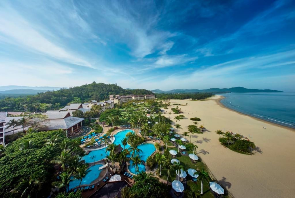 best luxury beach resorts in malaysia - shangri la rasa ria view